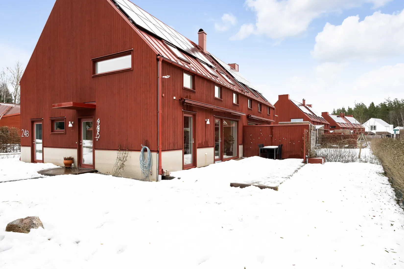 Radhus, Rusthållarvägen 24B, Näs-Focksta, Uppsala