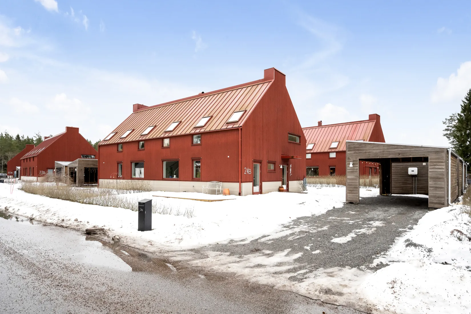 Radhus, Rusthållarvägen 24B, Näs-Focksta, Uppsala