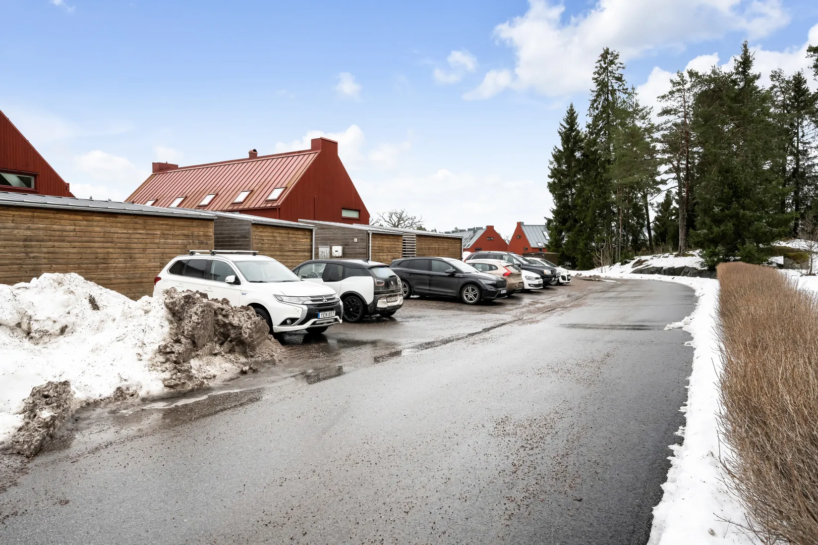 Radhus, Rusthållarvägen 24B, Näs-Focksta, Uppsala