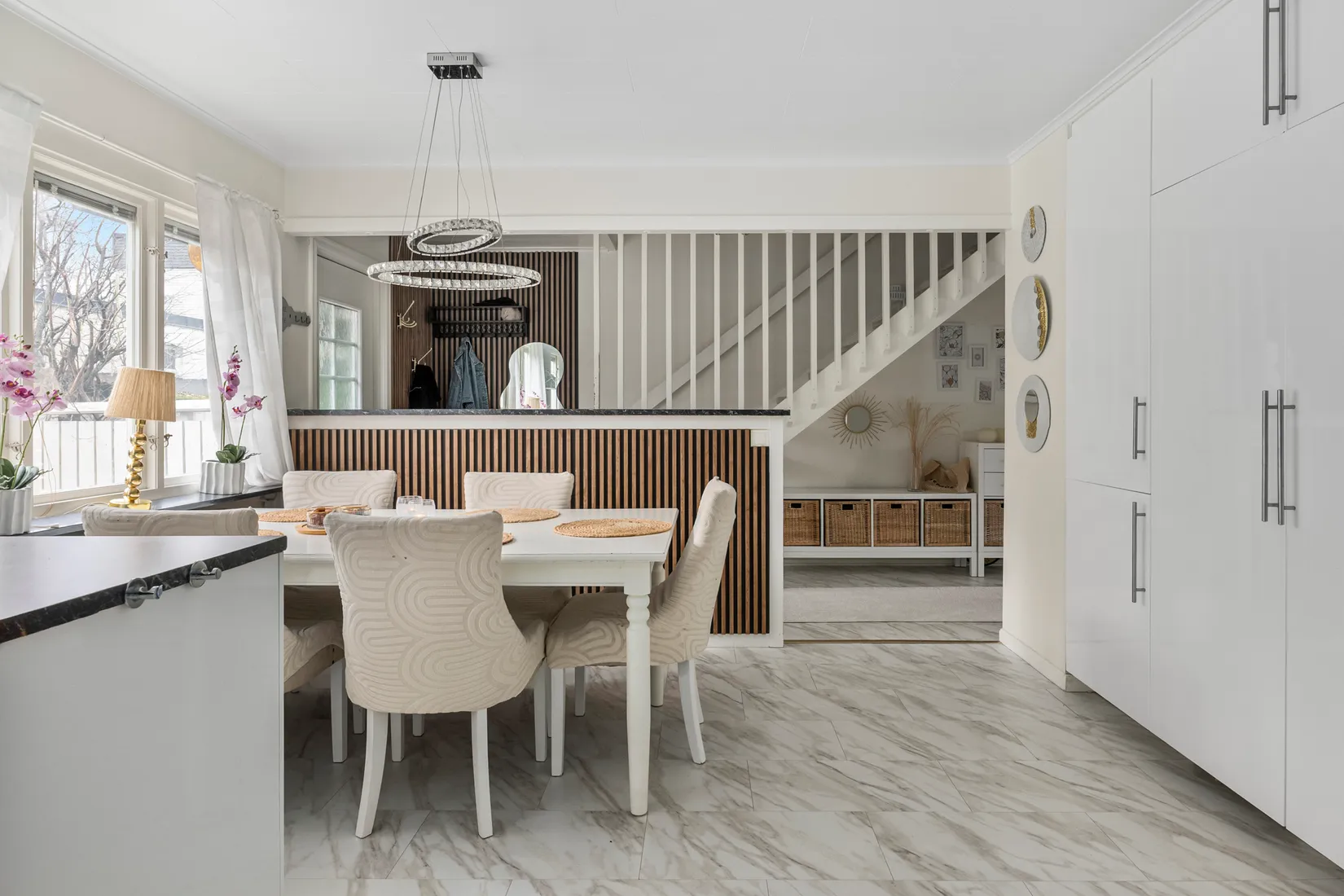 Villa, Radhus, Vitplistergränd 15, Hässelby Villastad, Stockholm