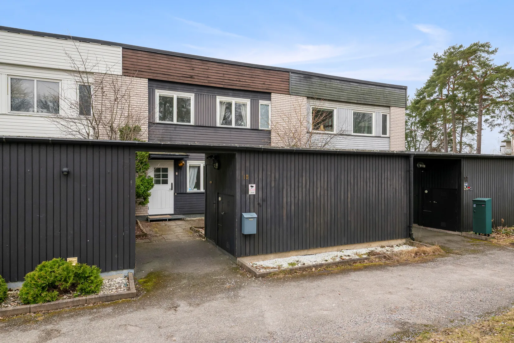 Villa, Radhus, Vitplistergränd 15, Hässelby Villastad, Stockholm