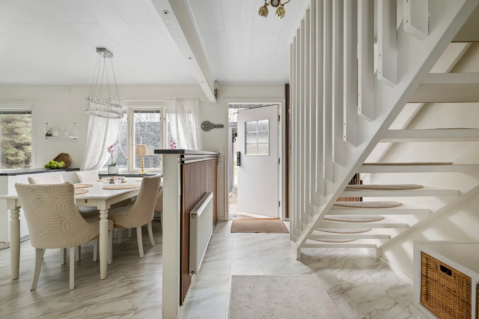 Villa, Radhus, Vitplistergränd 15, Hässelby Villastad, Stockholm