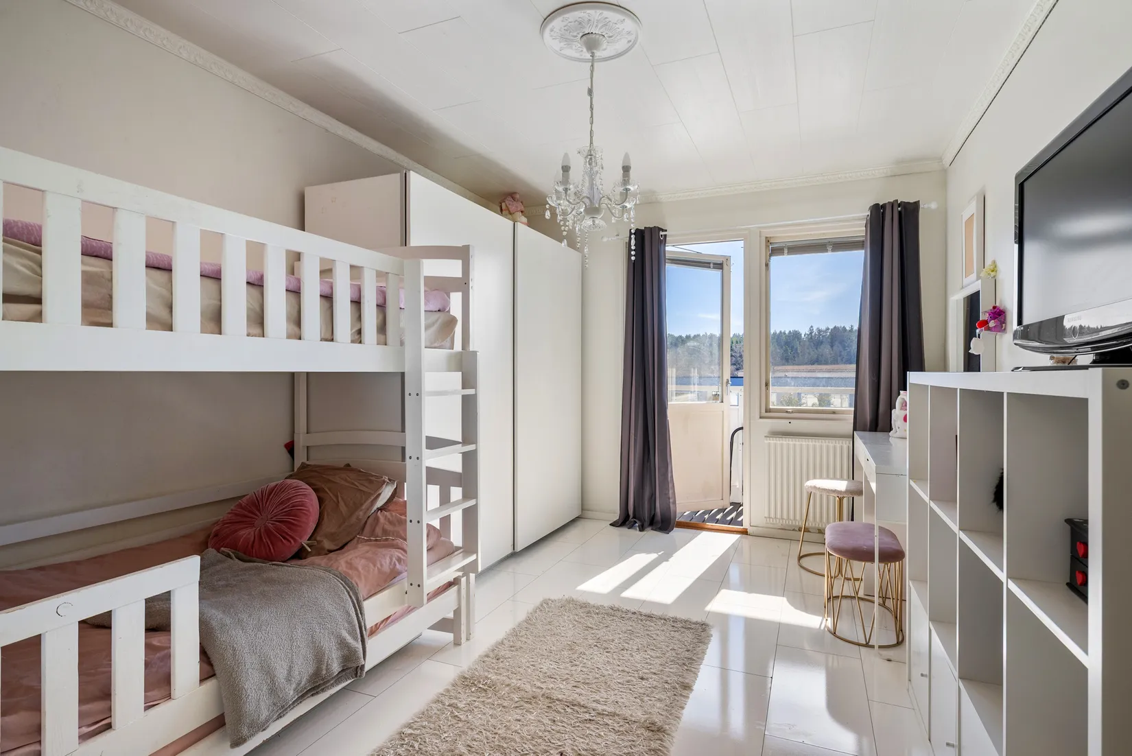 Villa, Radhus, Vitplistergränd 15, Hässelby Villastad, Stockholm