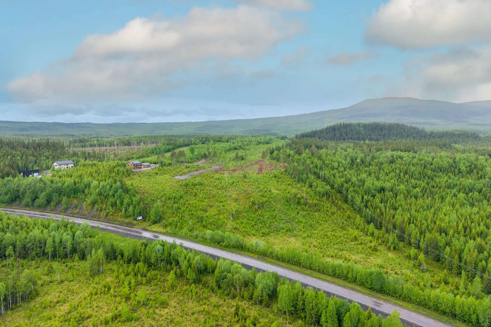 Tomt, Henåbacken/Vålådalsvägen, Undersåker, Åre