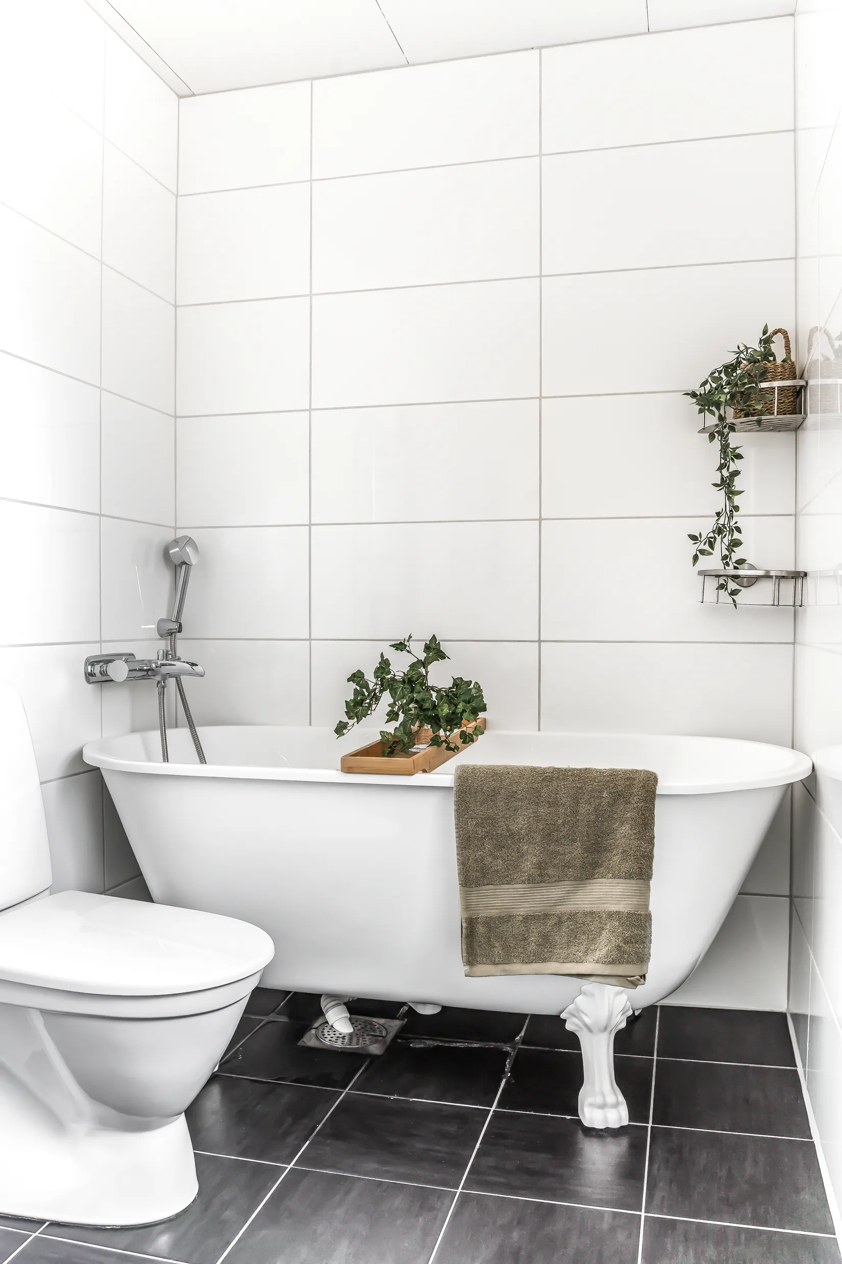 Radhus, Ulahallsvägen 42, Vä, Kristianstad