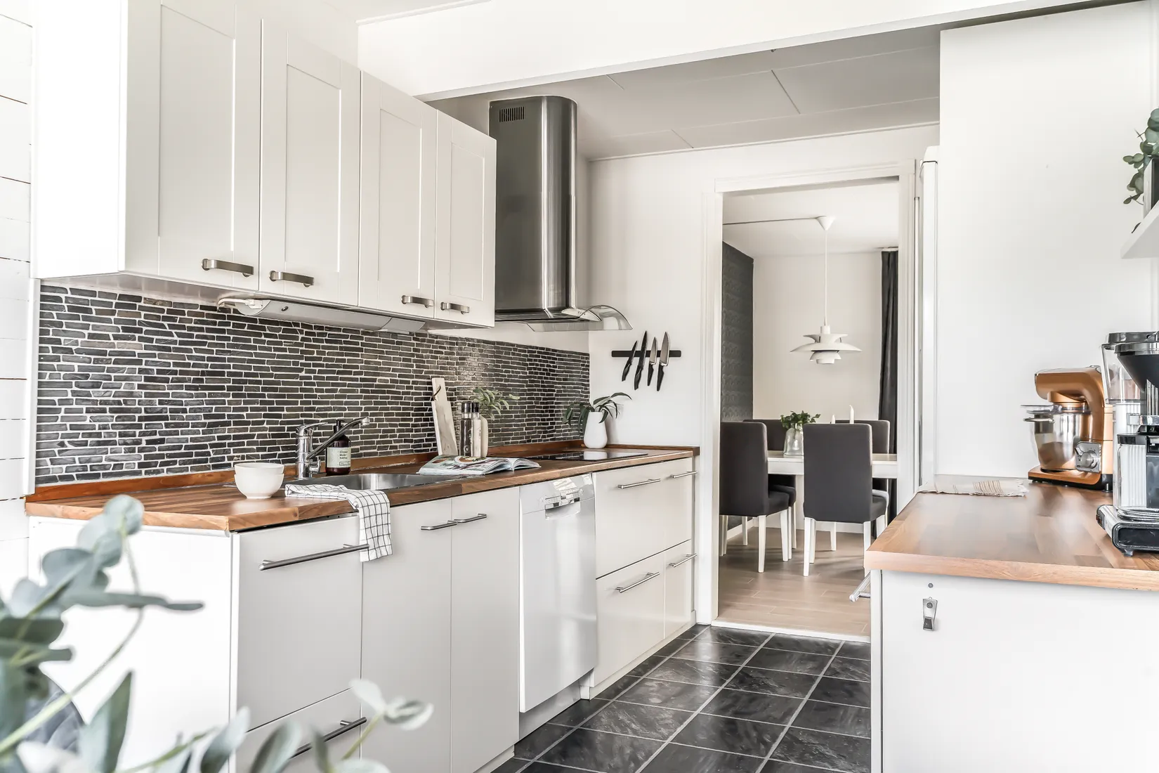 Radhus, Ulahallsvägen 42, Vä, Kristianstad