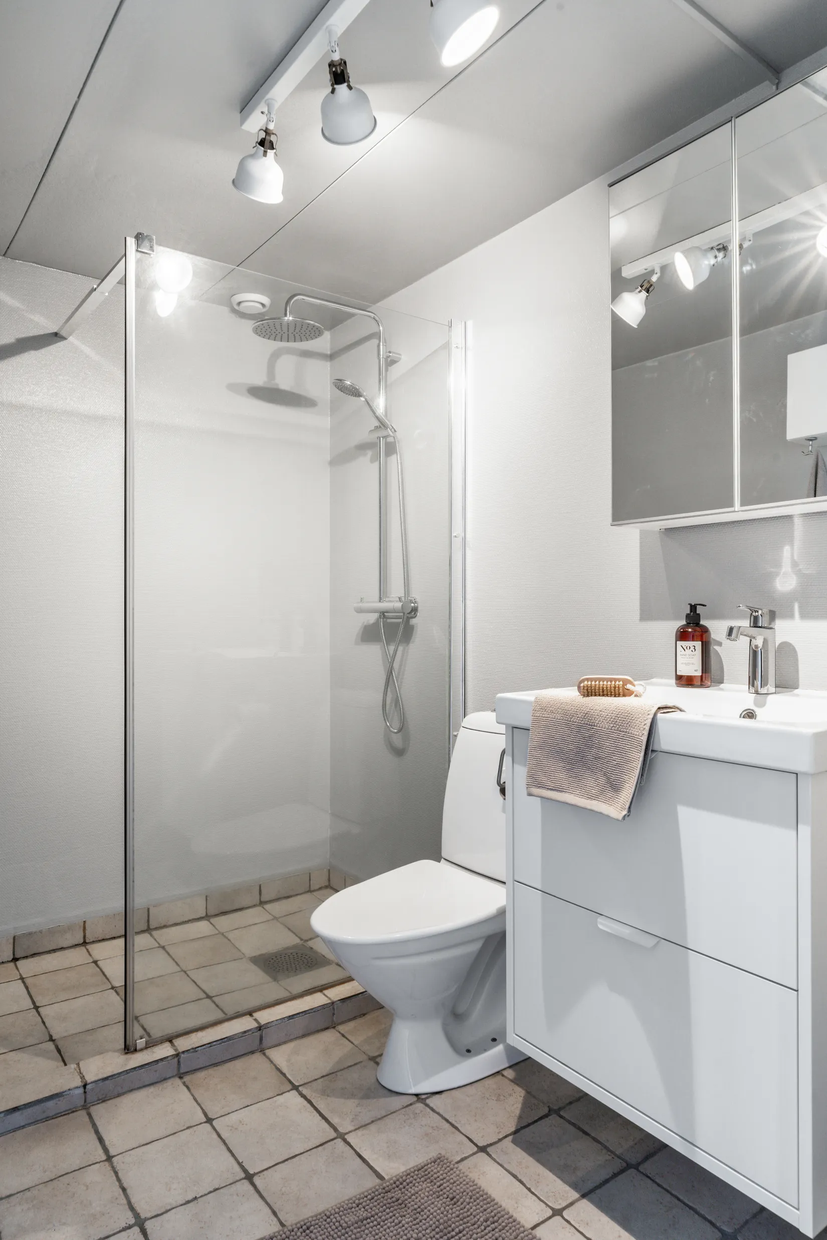 Radhus, Ulahallsvägen 42, Vä, Kristianstad