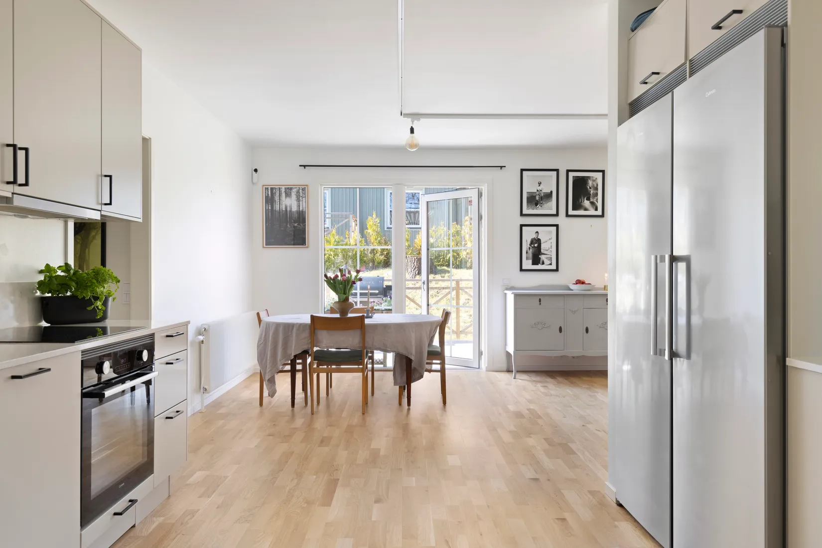 Radhus, Kaggeholm 15B, Helgö / Kaggeholms Slottsby, Ekerö