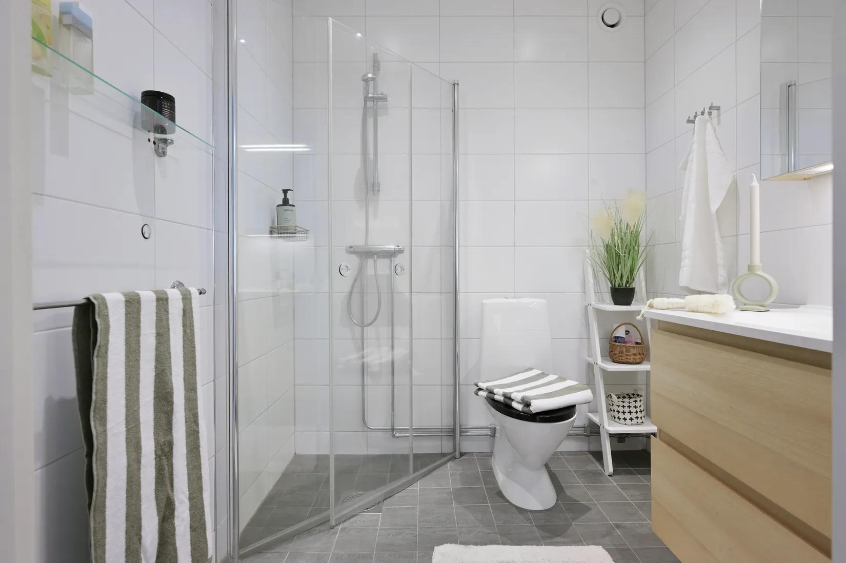 Villa, Radhus, Sjöängsgränd 8, Tyresö Strand, Tyresö