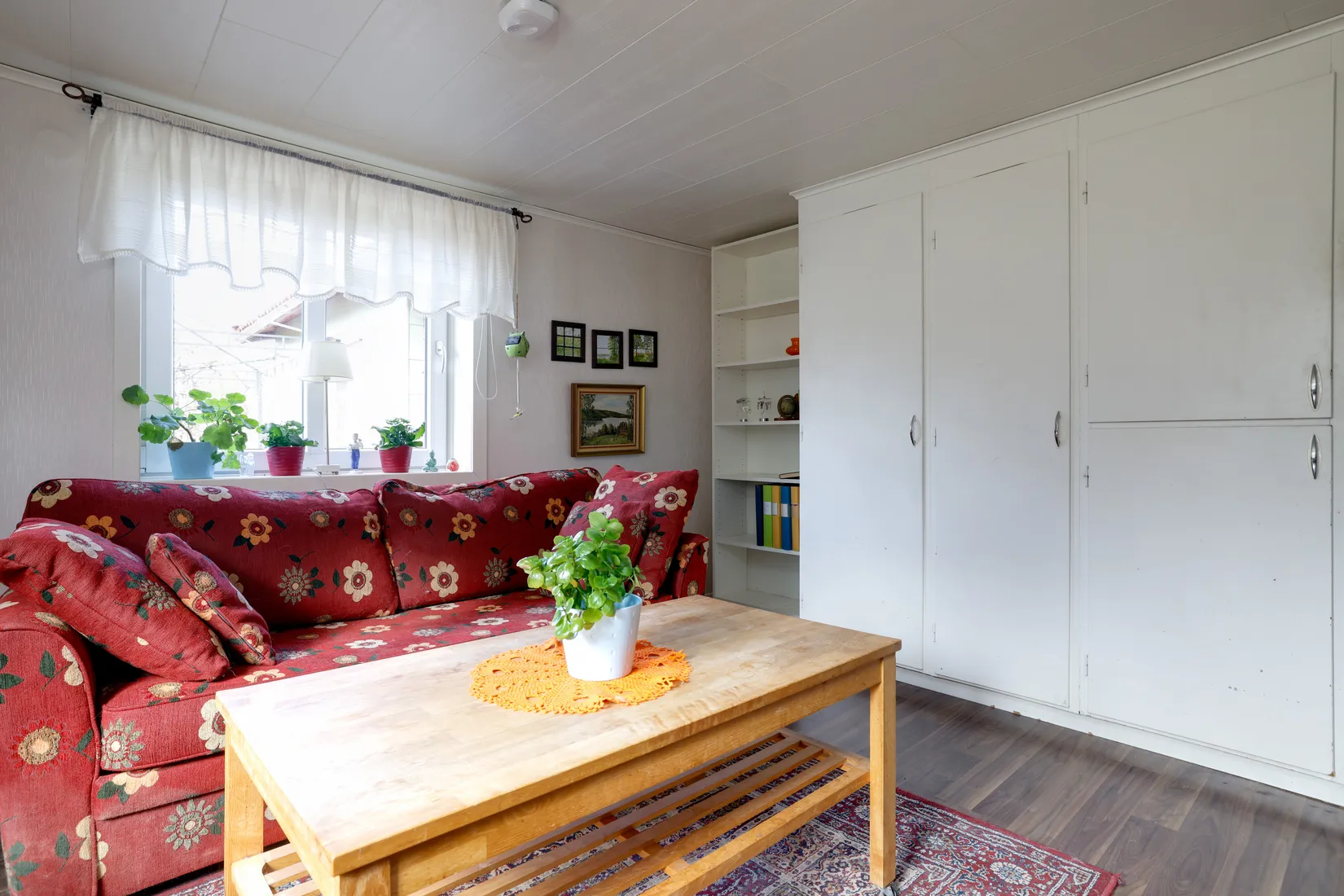 Villa, Säbyskogen 252, Vintrosa, Örebro