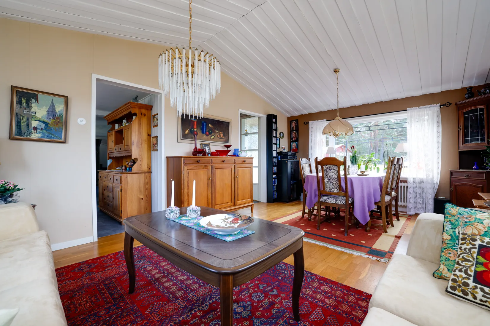 Villa, Säbyskogen 252, Vintrosa, Örebro