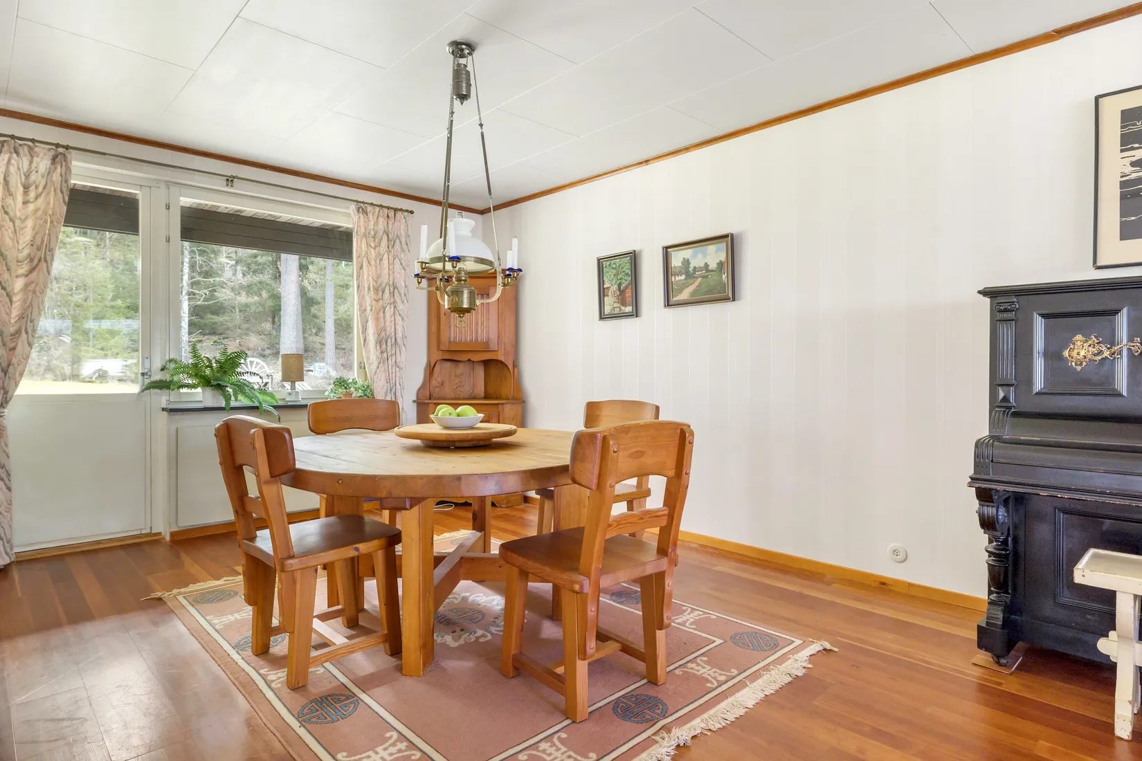 Villa, Hällsbovägen 83, Sigtuna