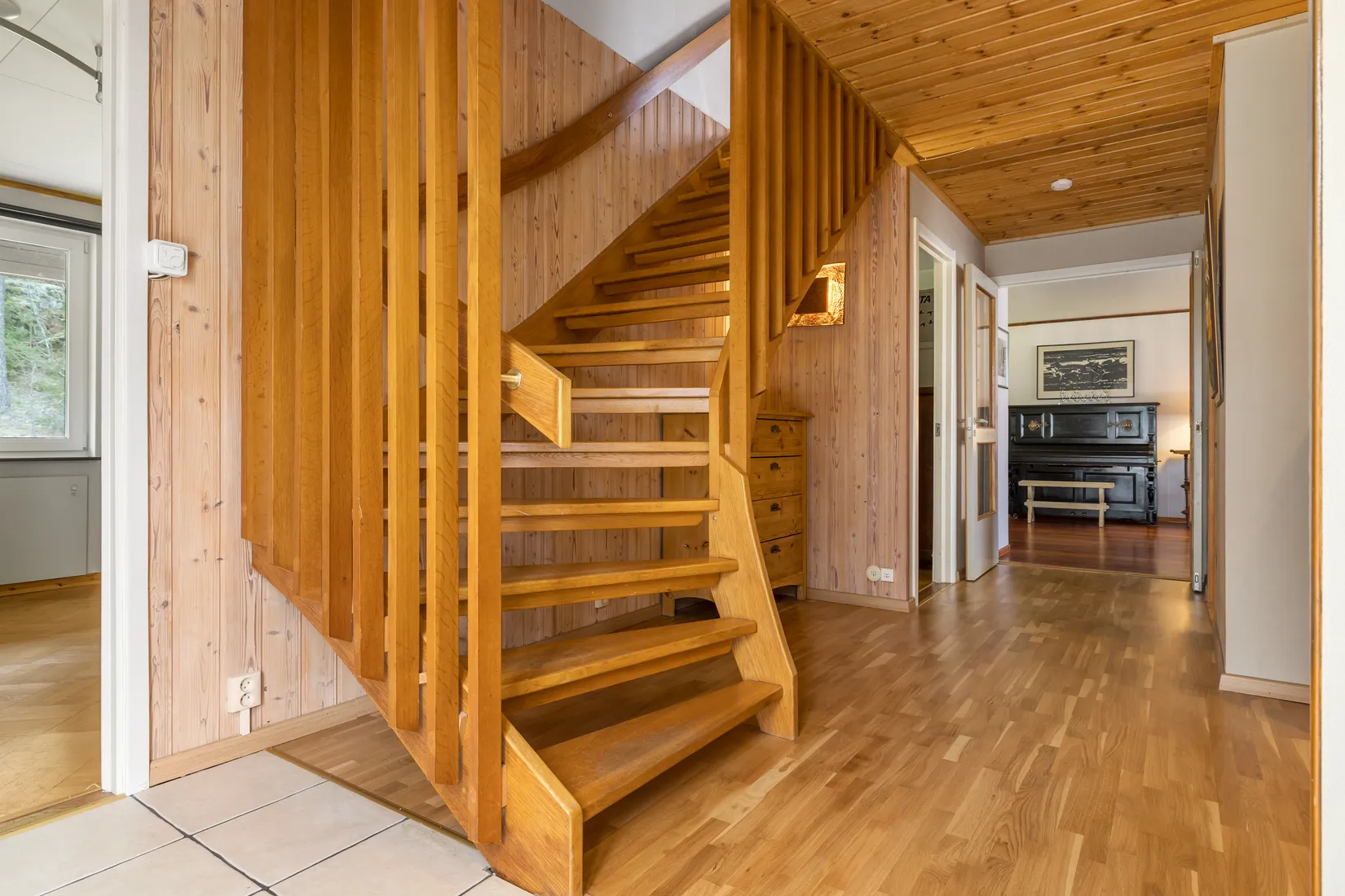 Villa, Hällsbovägen 83, Sigtuna