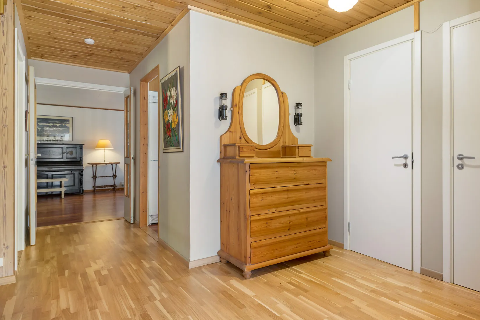 Villa, Hällsbovägen 83, Sigtuna