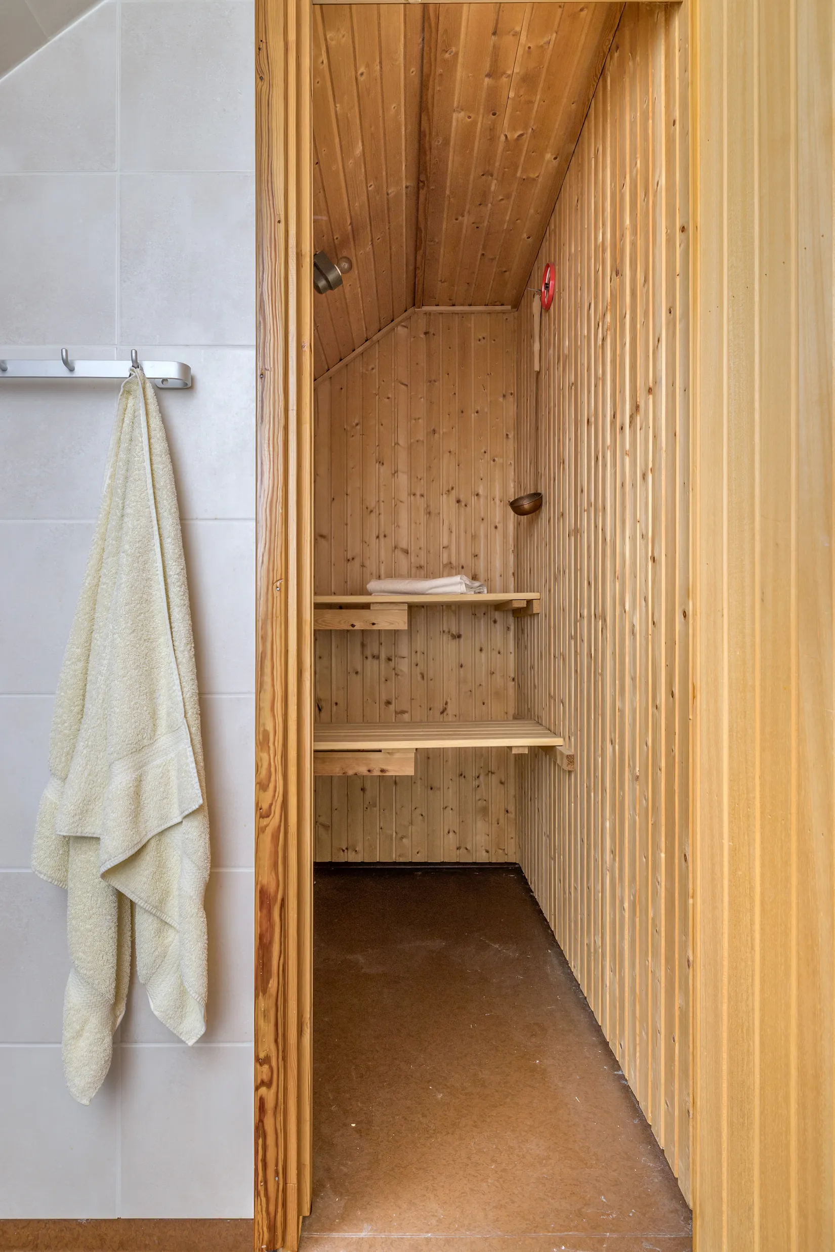 Villa, Hällsbovägen 83, Sigtuna