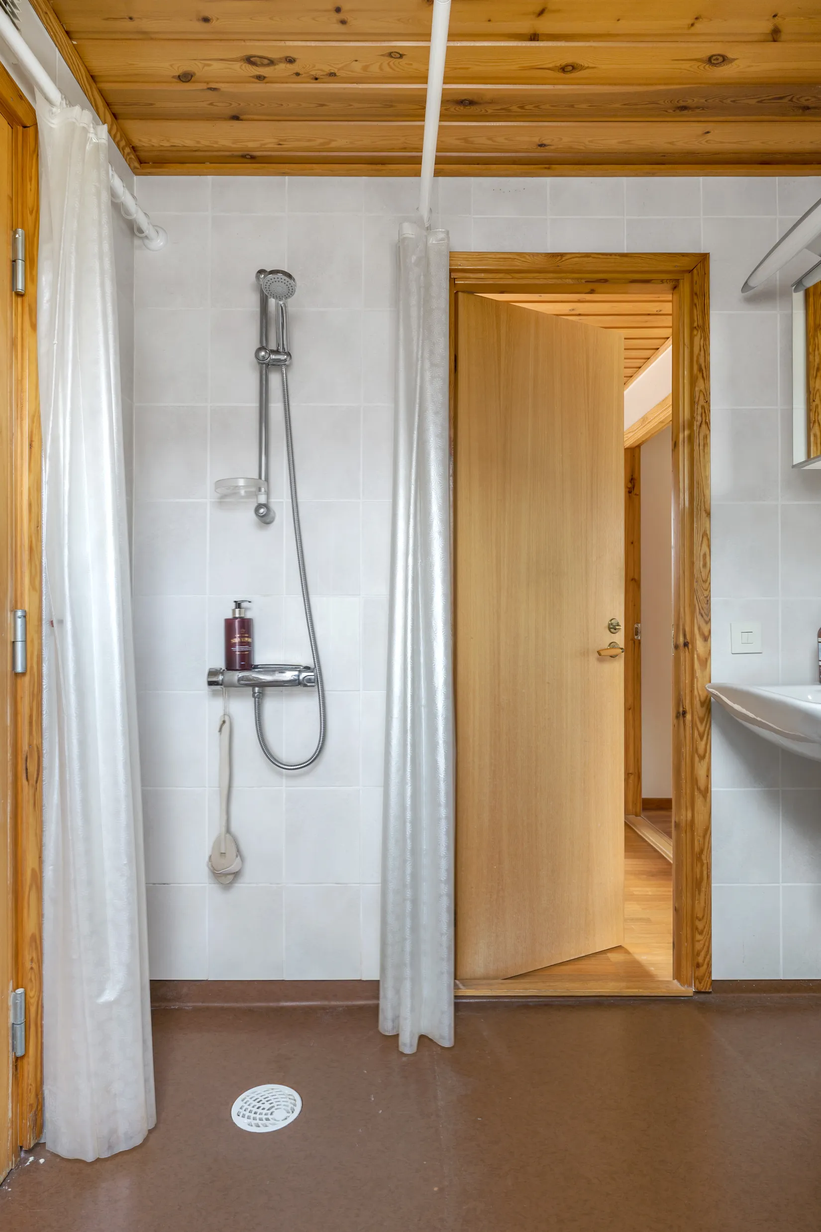 Villa, Hällsbovägen 83, Sigtuna