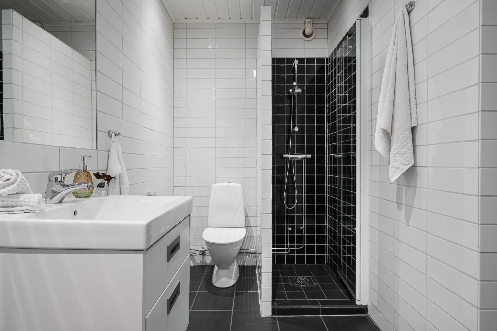 Bostadsrätt, Åkerigatan 8, Centrum, Borås