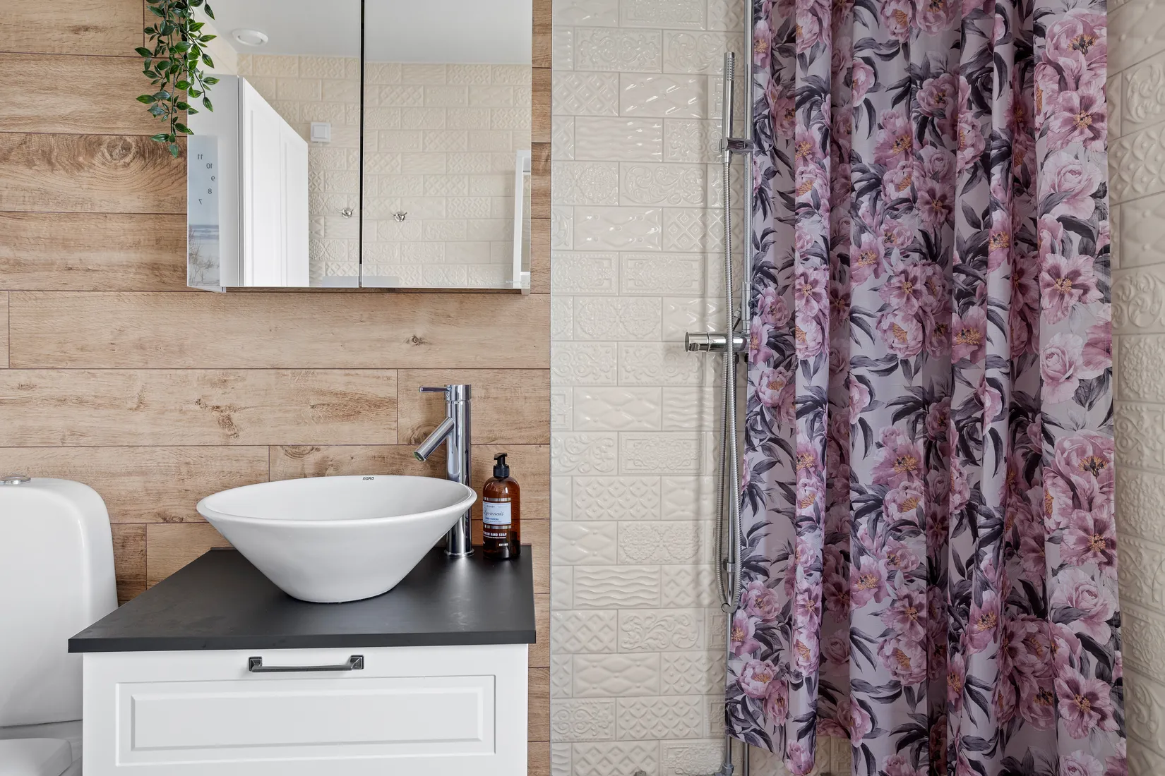 Bostadsrätt, Hjortronvägen 49, Kungsängen/Tibble, Upplands-Bro