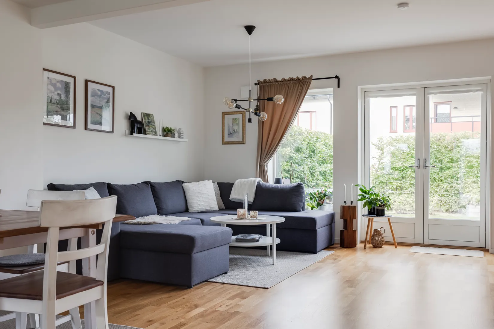 Radhus, Betesgatan 39, Kumlaby, Kumla