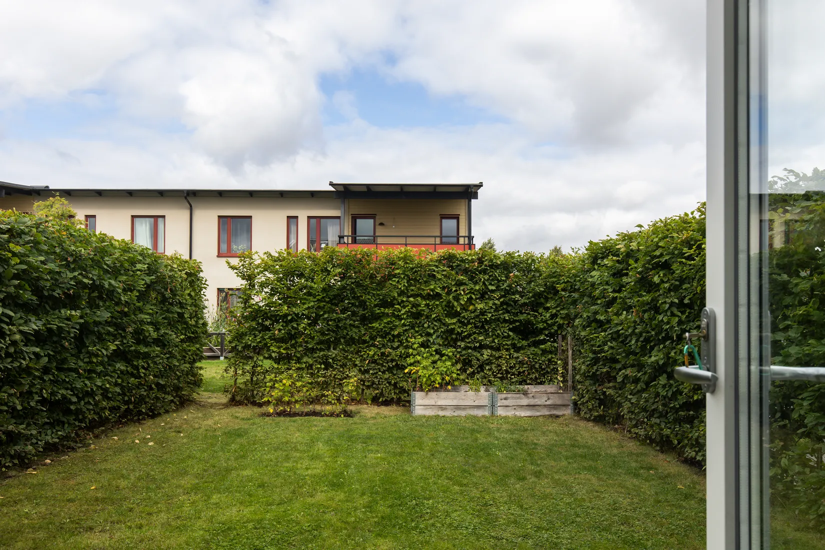Radhus, Betesgatan 39, Kumlaby, Kumla