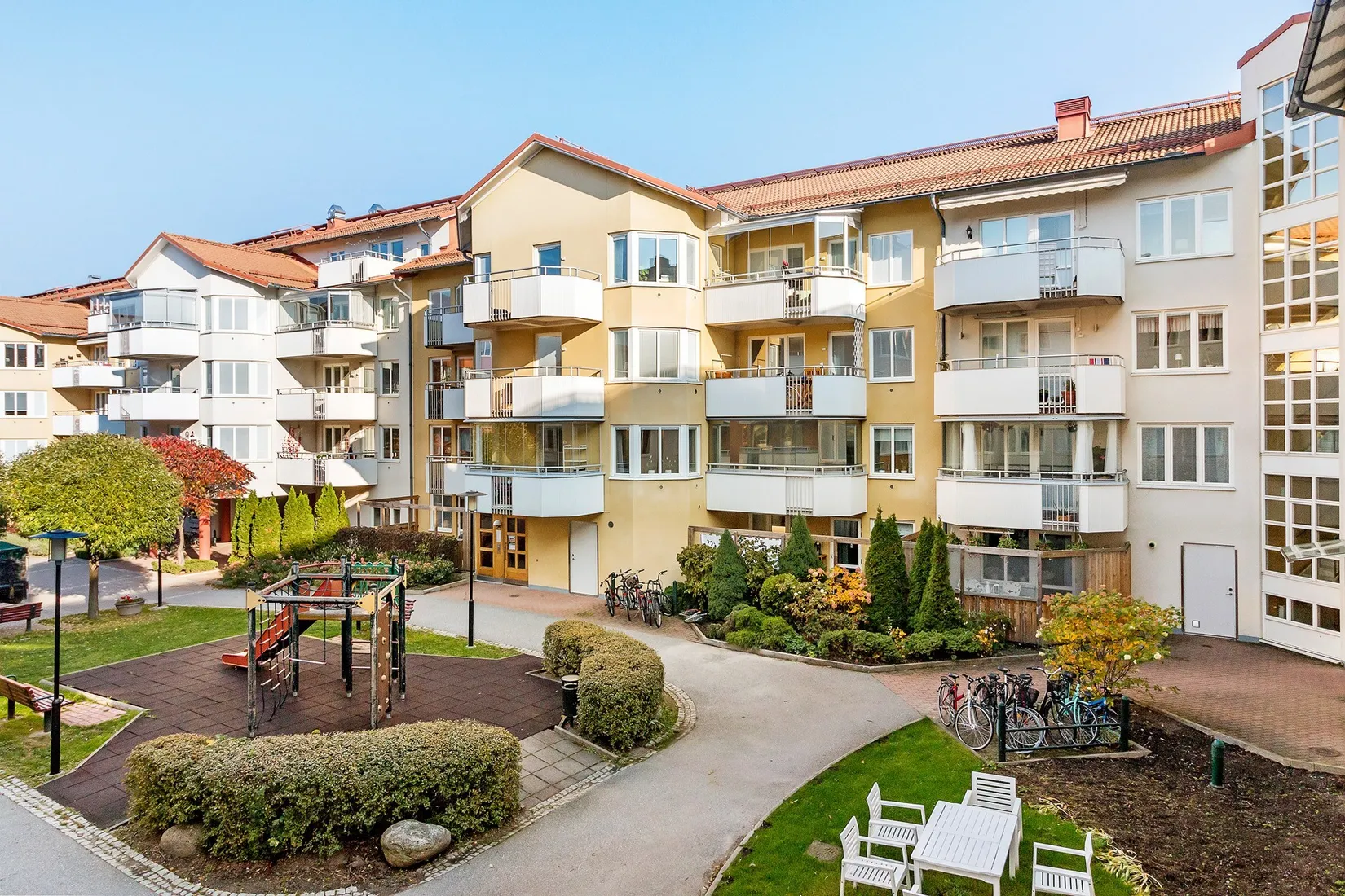Bostadsrätt, Söderberga Allé 21, våning 2/4, Söderberga, Stockholm