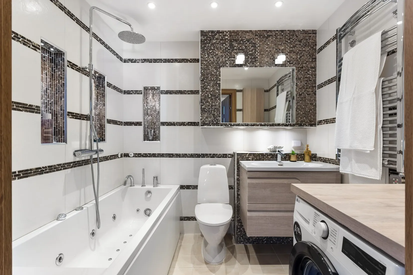 Bostadsrätt, Söderberga Allé 21, våning 2/4, Söderberga, Stockholm