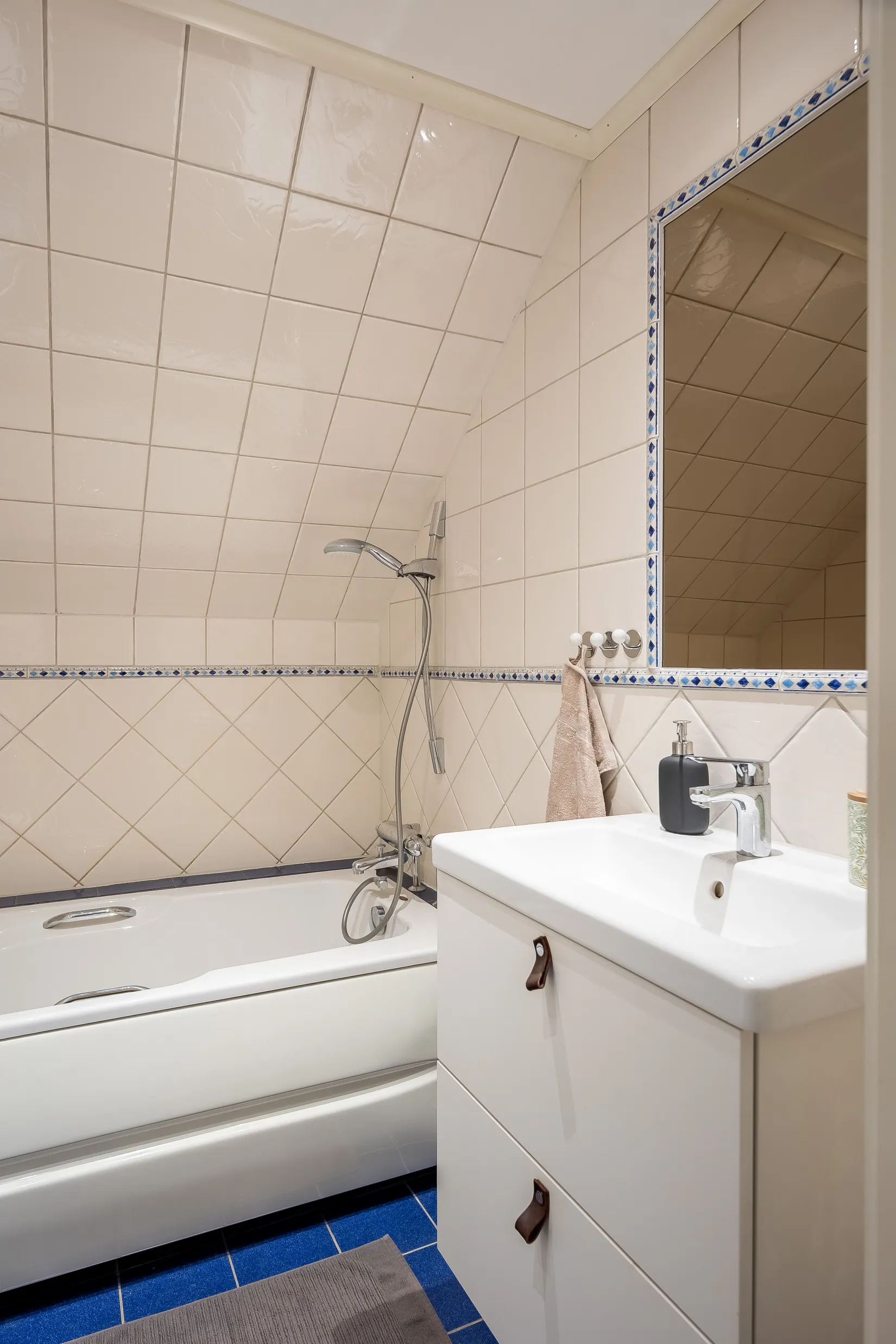 Villa, Radhus, Sågargränd 2, Södra Ryd, Skövde