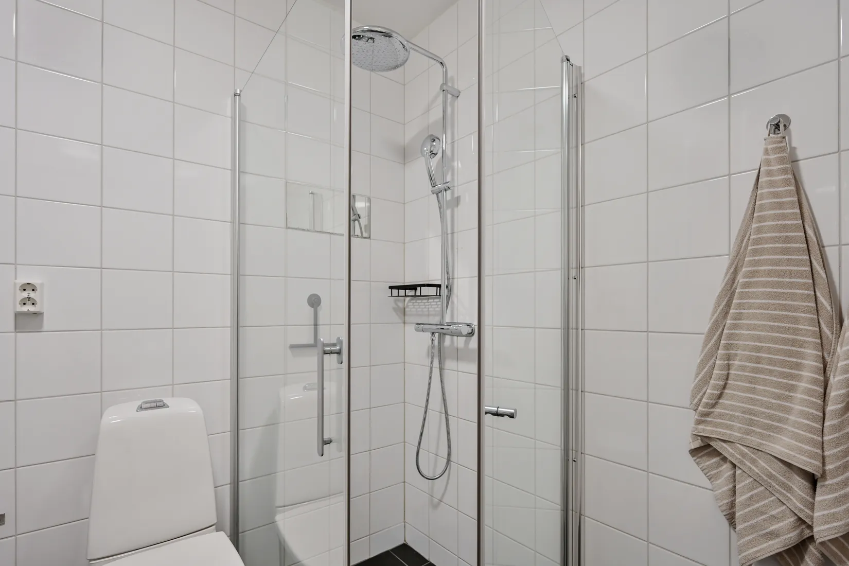 Bostadsrätt, Radhus, Igelvadsstråket 21, Fresta, Upplands Väsby