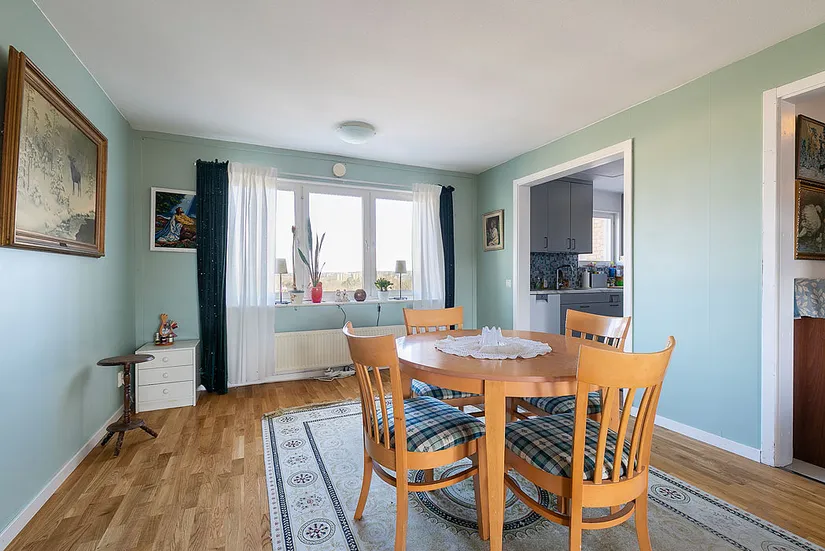 Bostadsrätt, Skarpbrunnavägen 9, 5tr, Norsborg - Eriksberg/Hallunda, Botkyrka