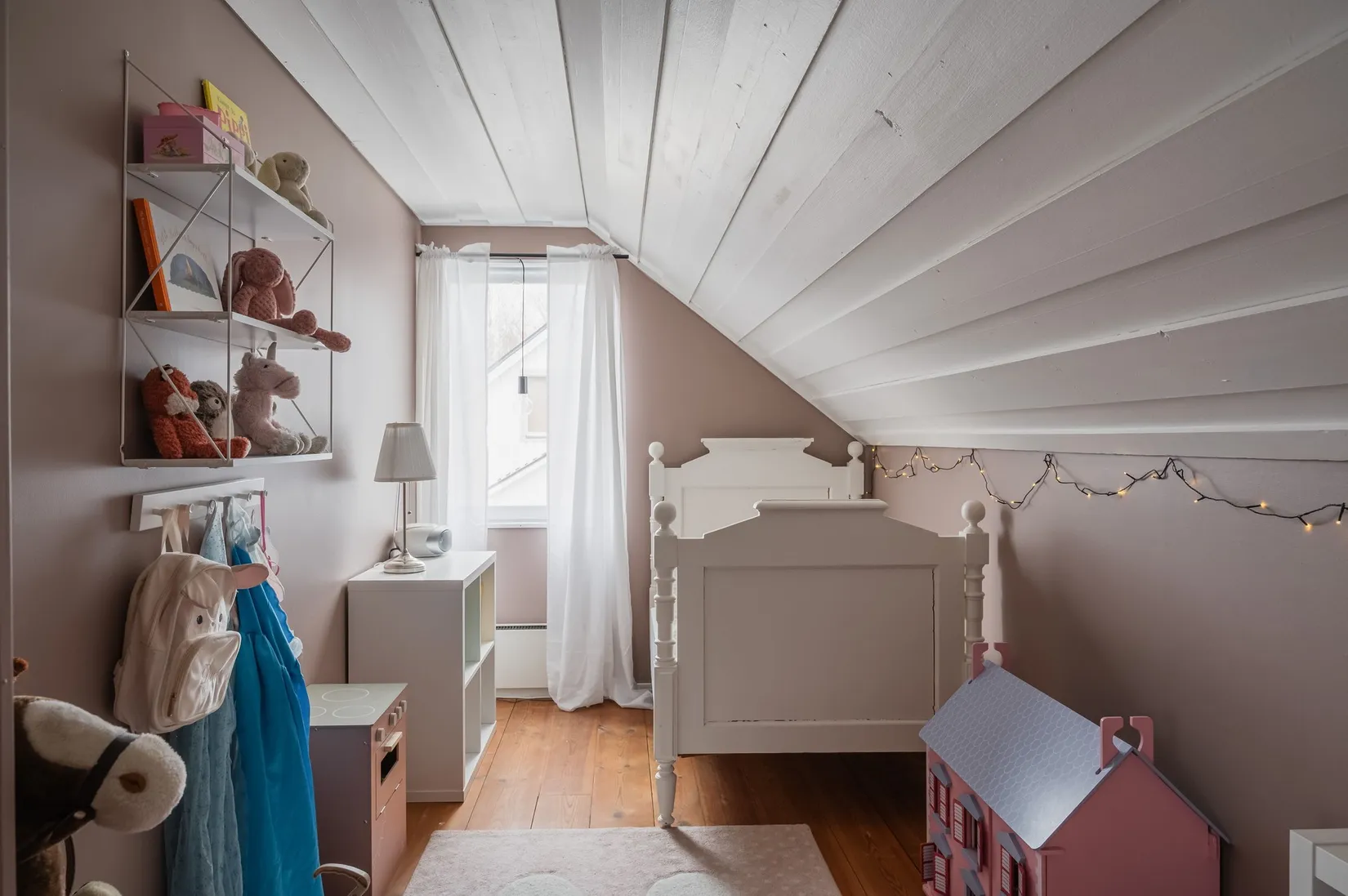 Villa, Ängsvägen 8, Ånge