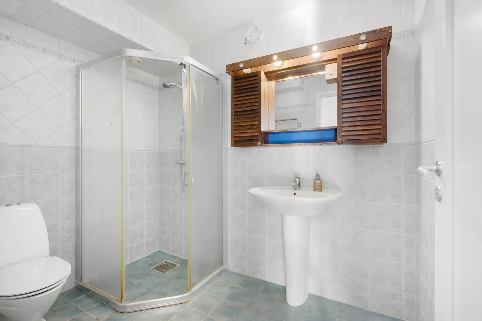 Radhus, Milvägen 4, Rudboda/Nilstorp, Lidingö