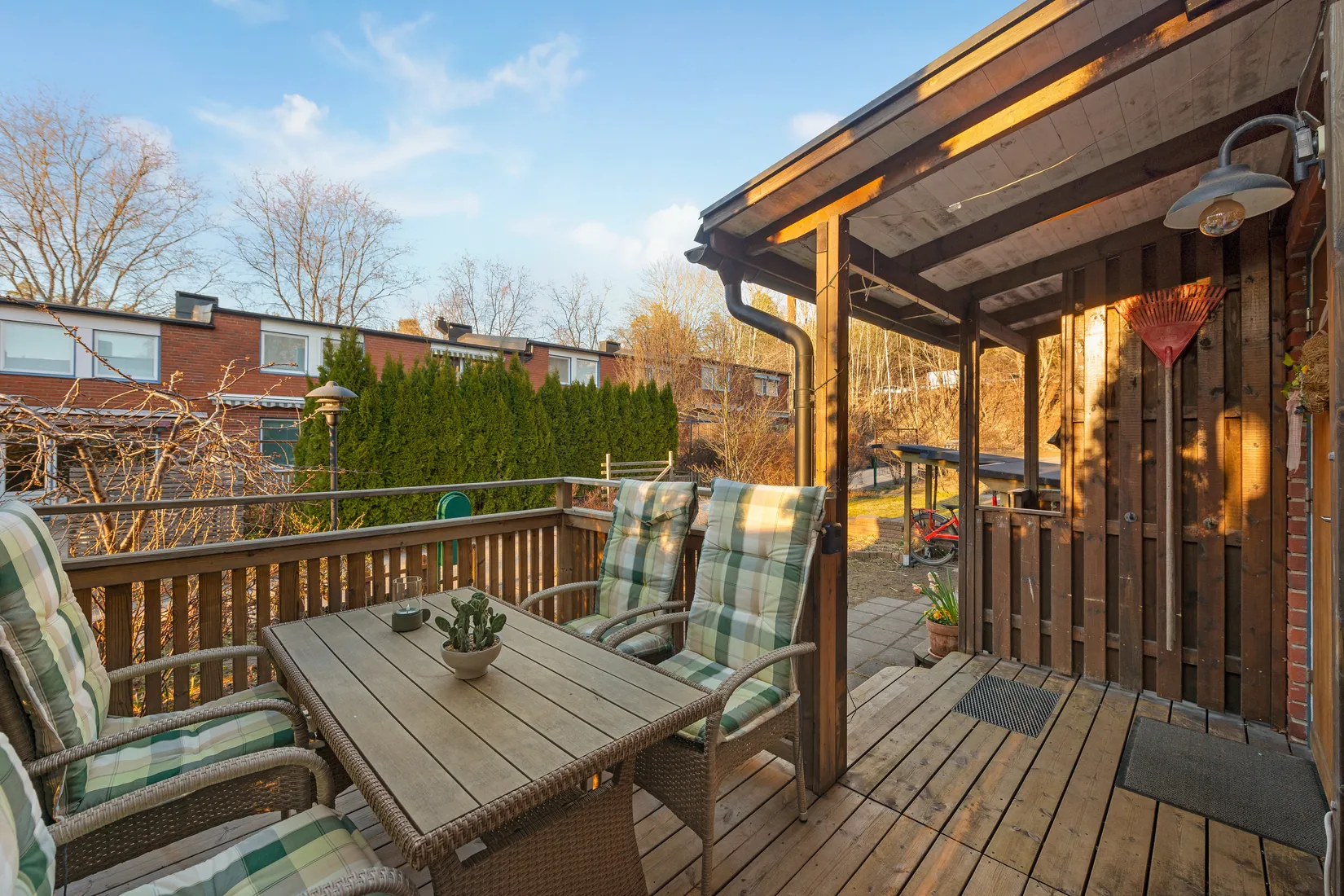 Villa, Radhus, Rådagatan 29, Farsta, Stockholm