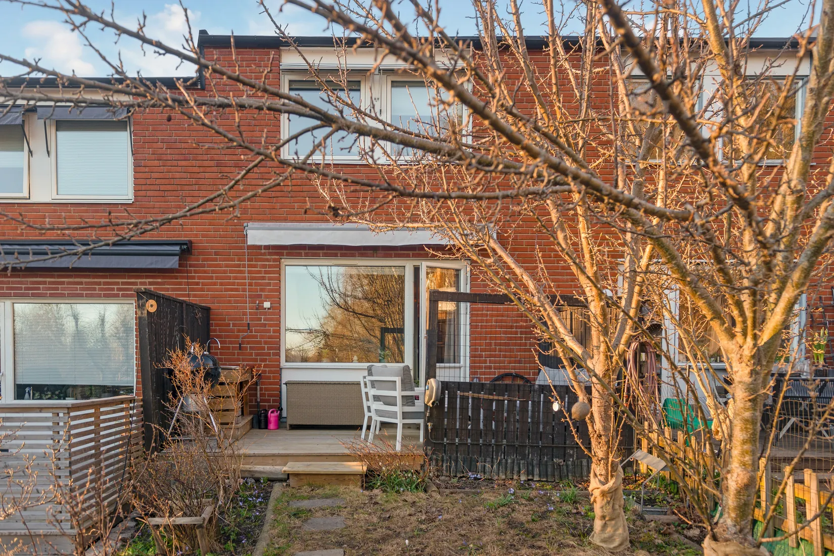 Villa, Radhus, Rådagatan 29, Farsta, Stockholm