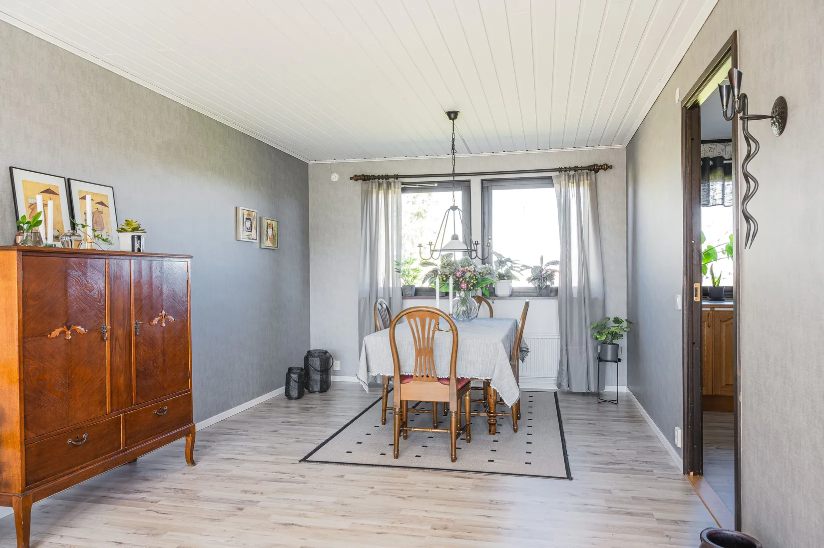 Villa, Marierovägen 4, Håkantorp, Vara