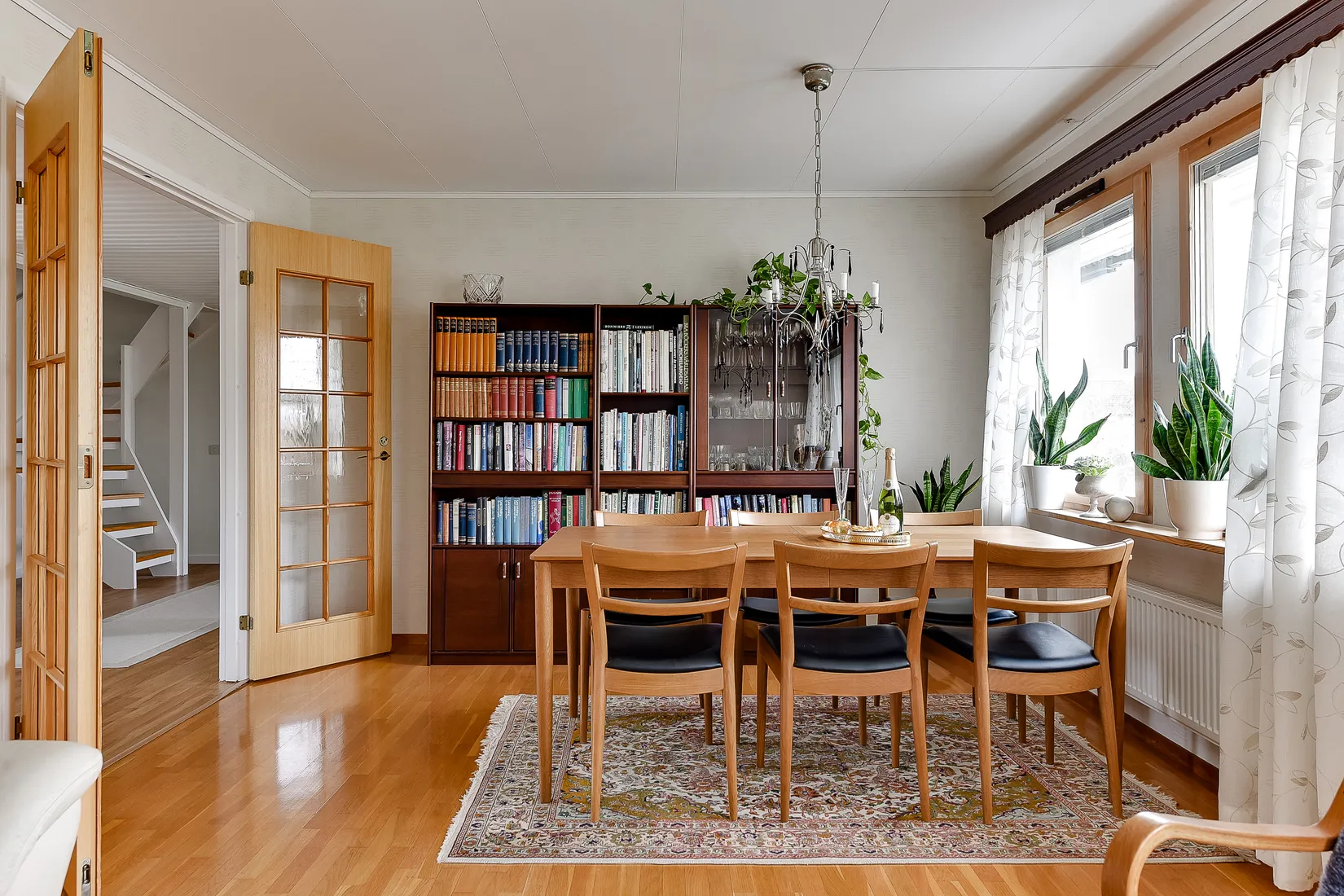 Villa, Vinbärsvägen 8, Böleäng, Umeå