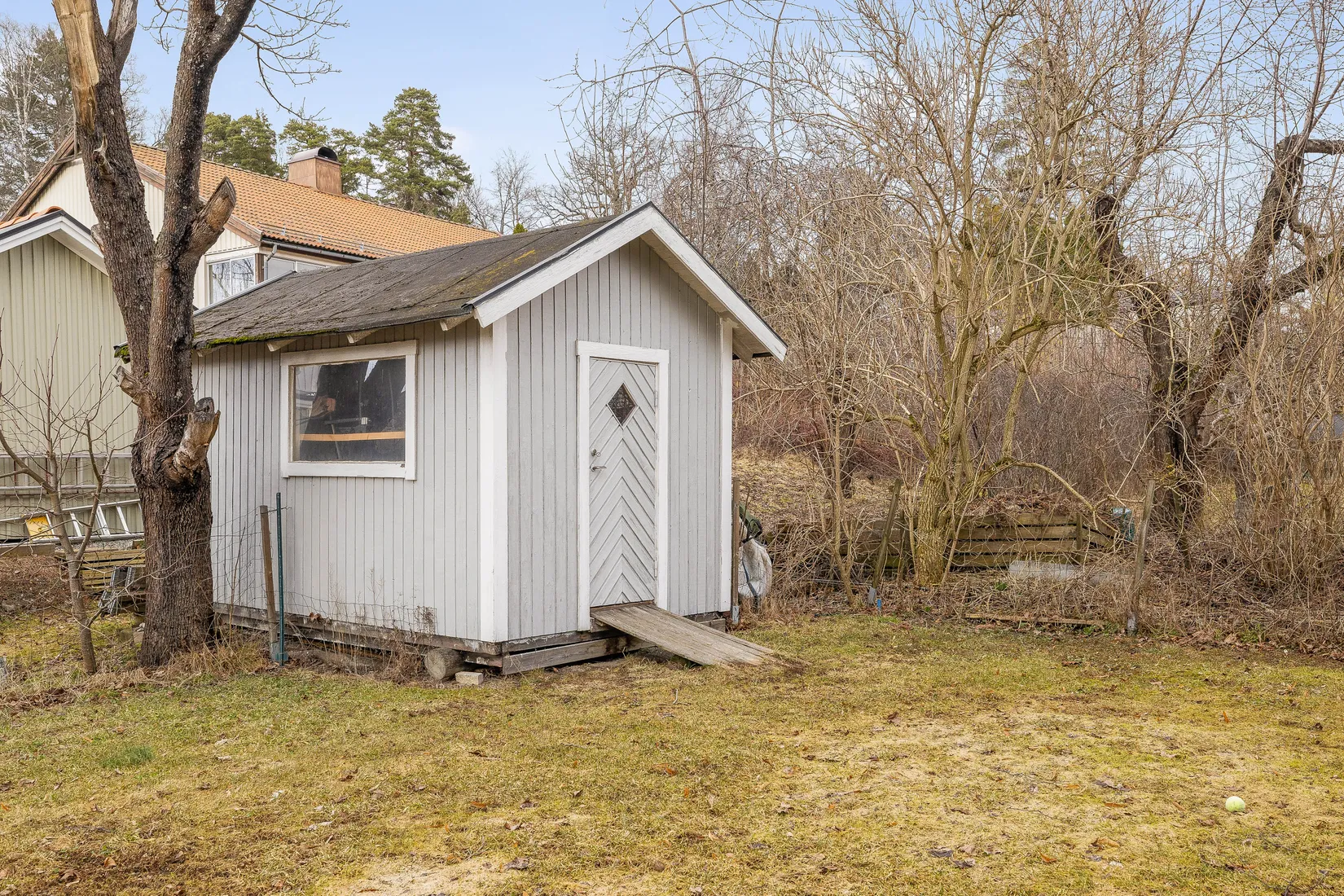 Villa, Östra Banvägen 29, Österskär, Österåker