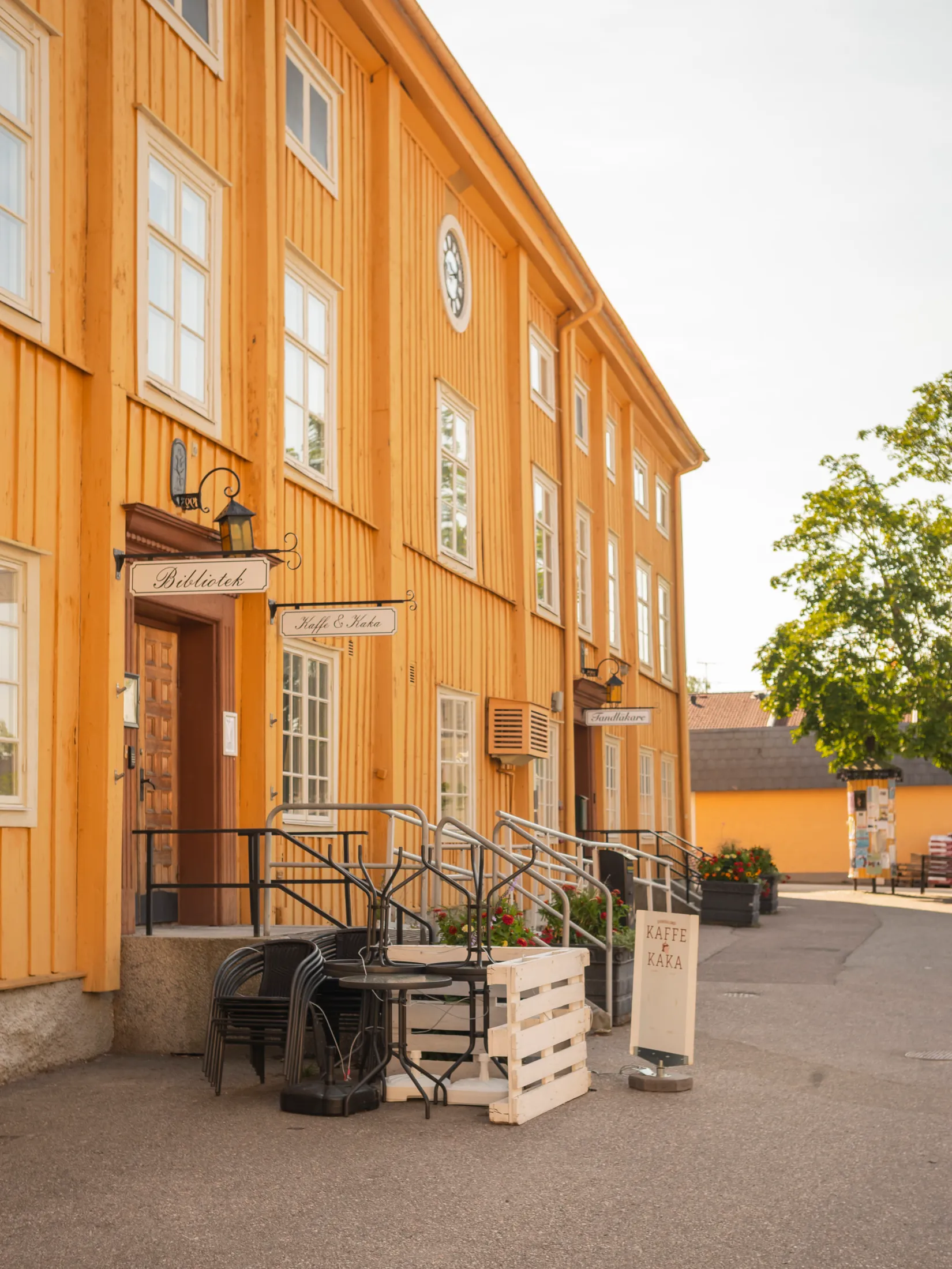 Villa, Reveljvägen 2, Malmköping, Flen