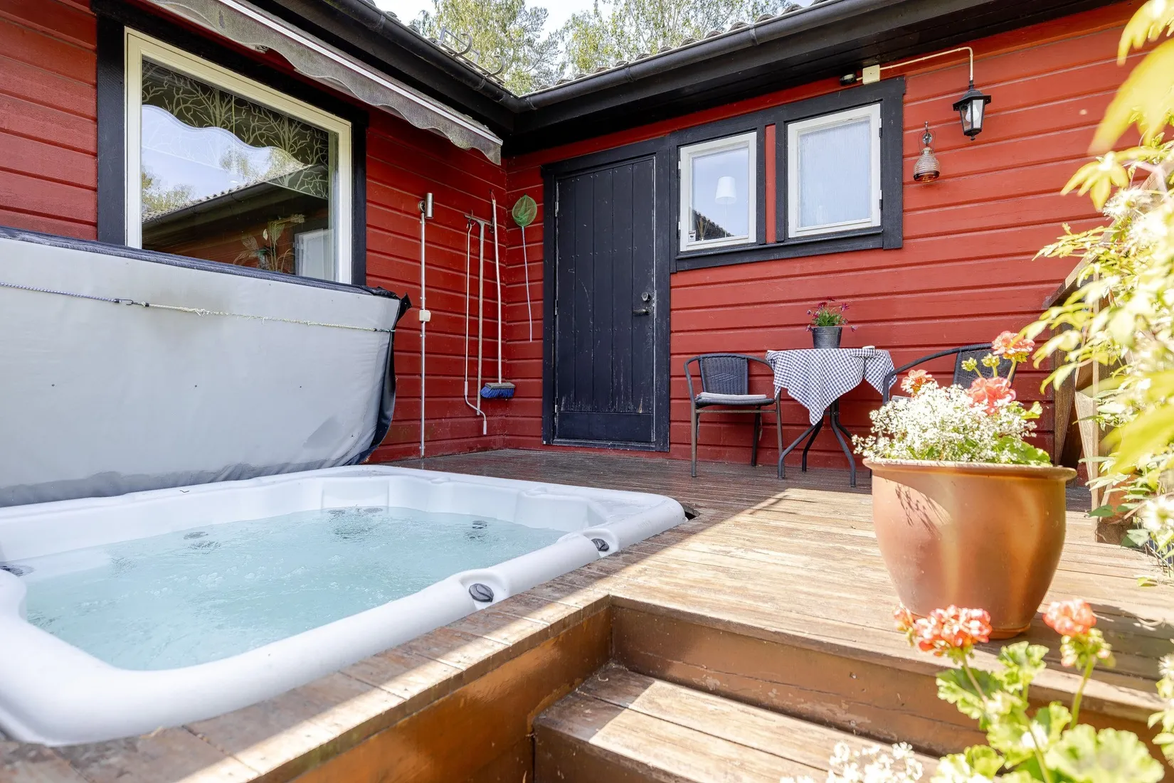 Villa, Olstorpsvägen 24, Ostra/Sundbyholm, Eskilstuna