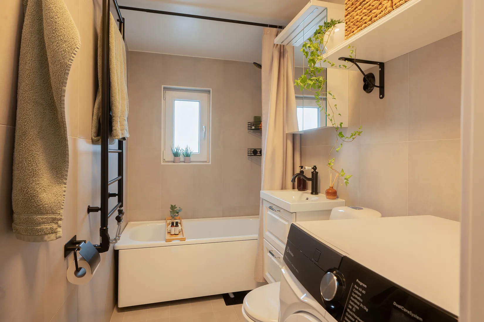 Radhus, Gräsvägen 34, Huddinge Kynäs, Huddinge
