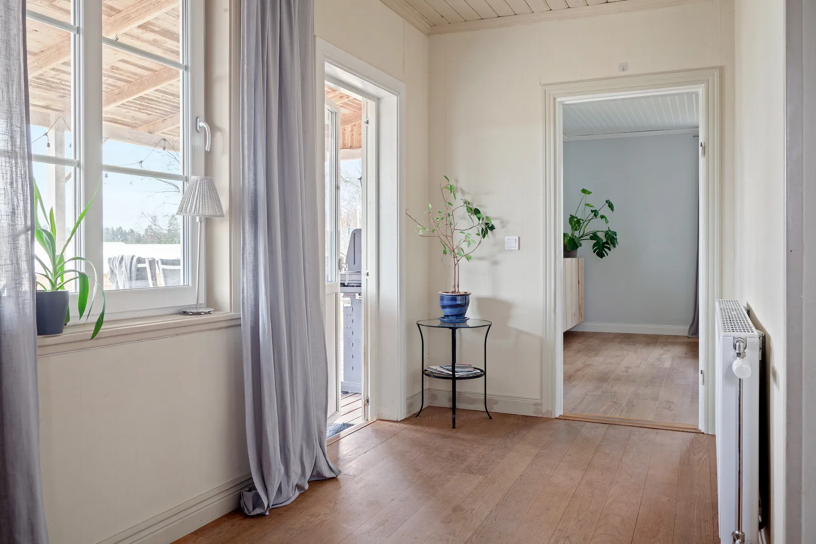 Villa, Gård/Skog, Stäringe BOSTORP, Flen