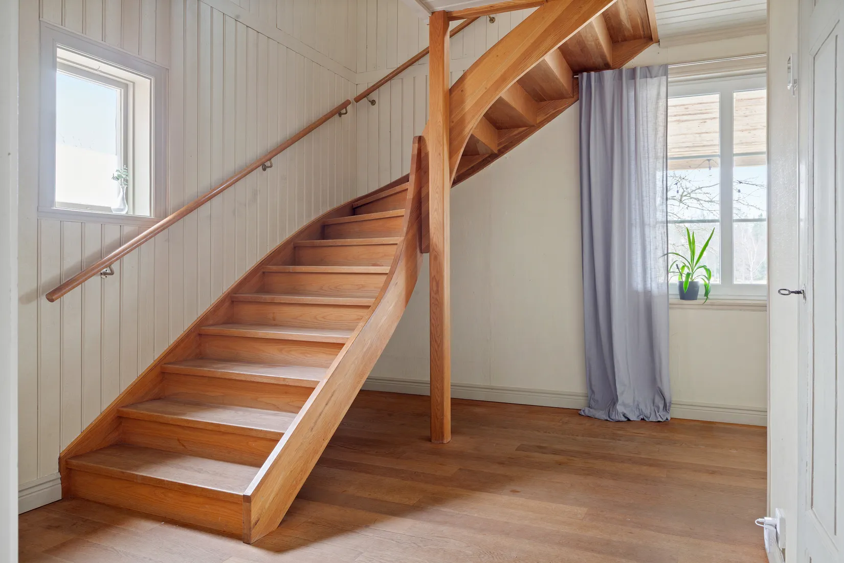 Villa, Gård/Skog, Stäringe BOSTORP, Flen