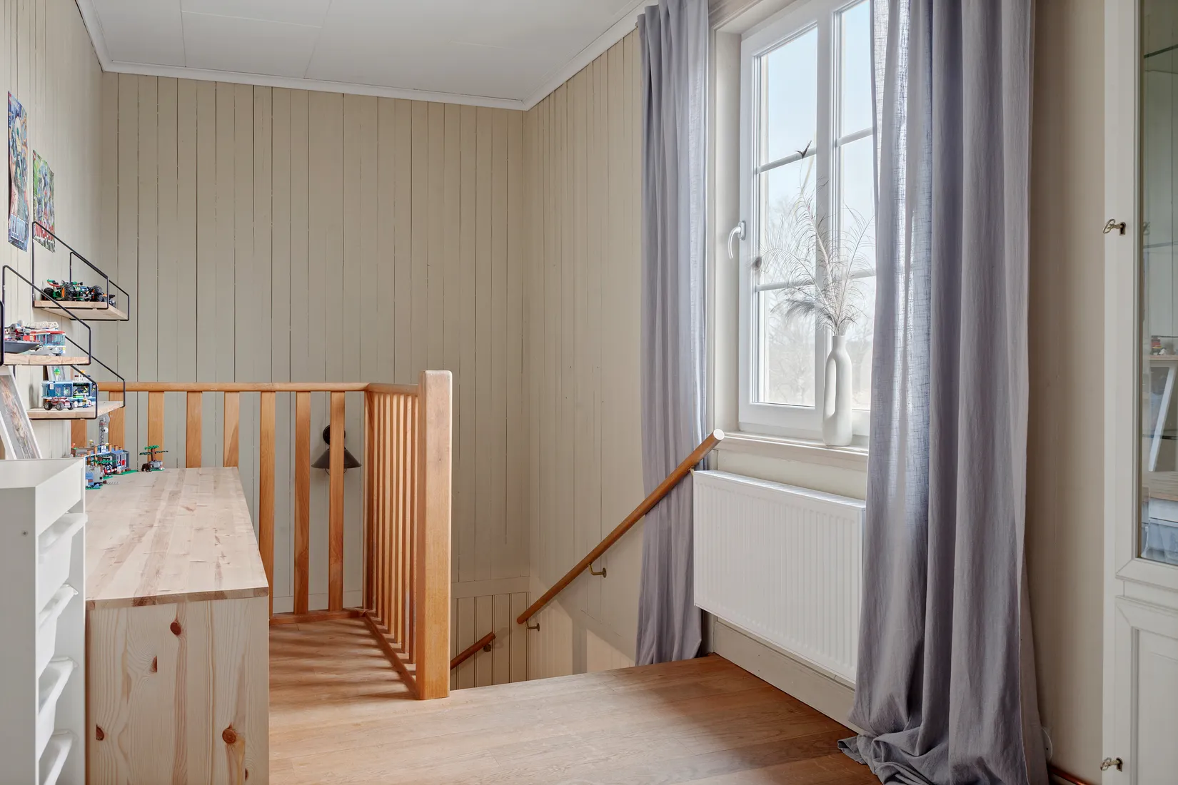 Villa, Gård/Skog, Stäringe BOSTORP, Flen