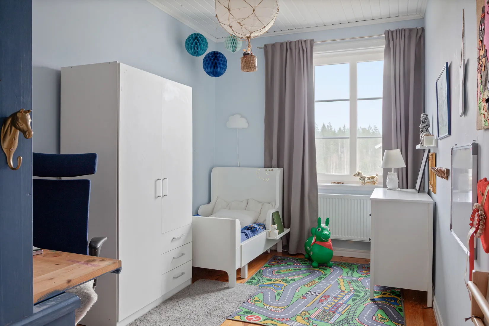 Villa, Gård/Skog, Stäringe BOSTORP, Flen