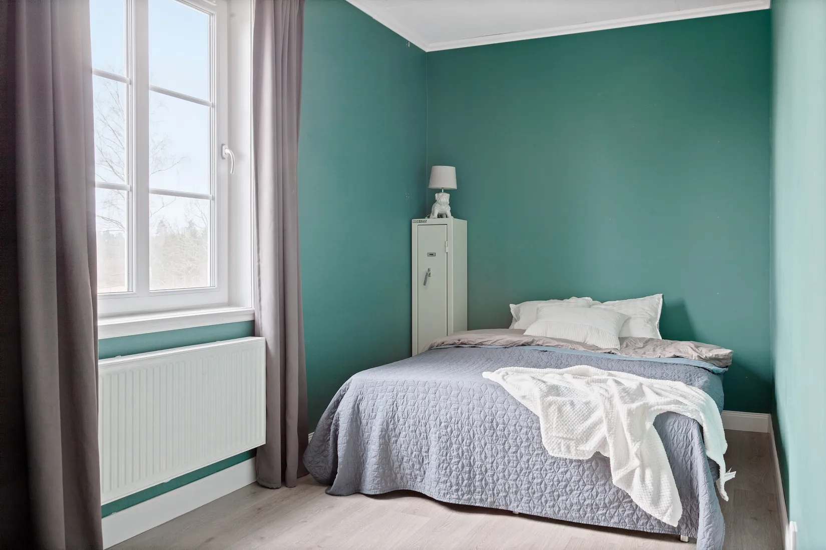 Villa, Gård/Skog, Stäringe BOSTORP, Flen