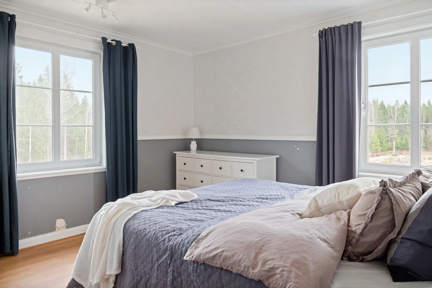 Villa, Gård/Skog, Stäringe BOSTORP, Flen