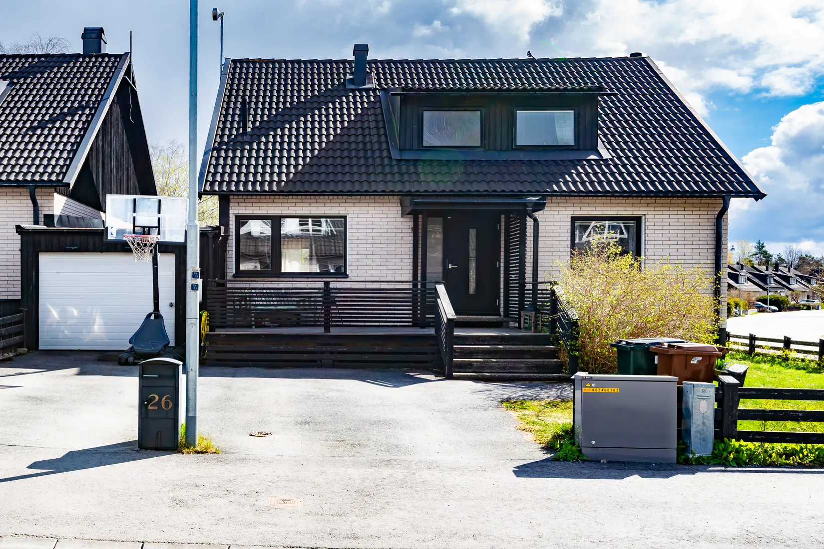 Villa, Norra Skogsrundan 26, Margretelund, Österåker