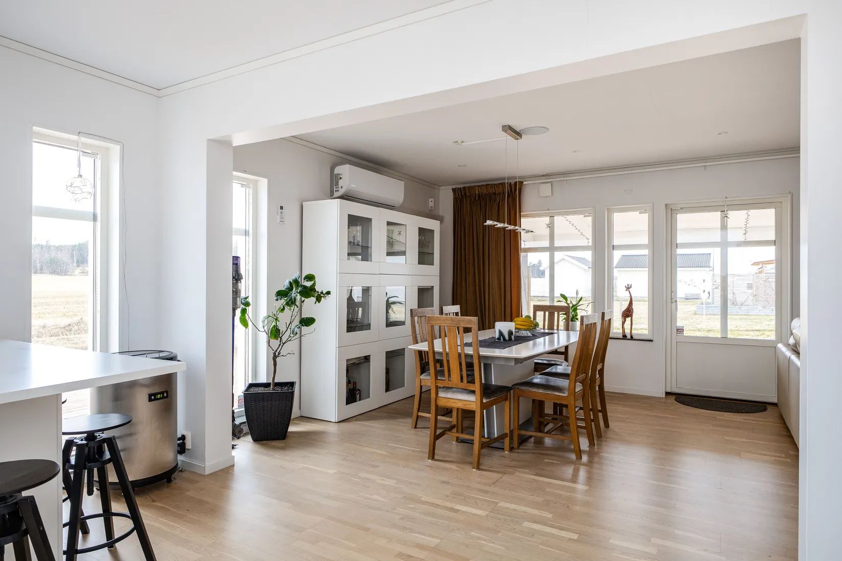 Villa, Eriks väg 7, Grillby, Enköping
