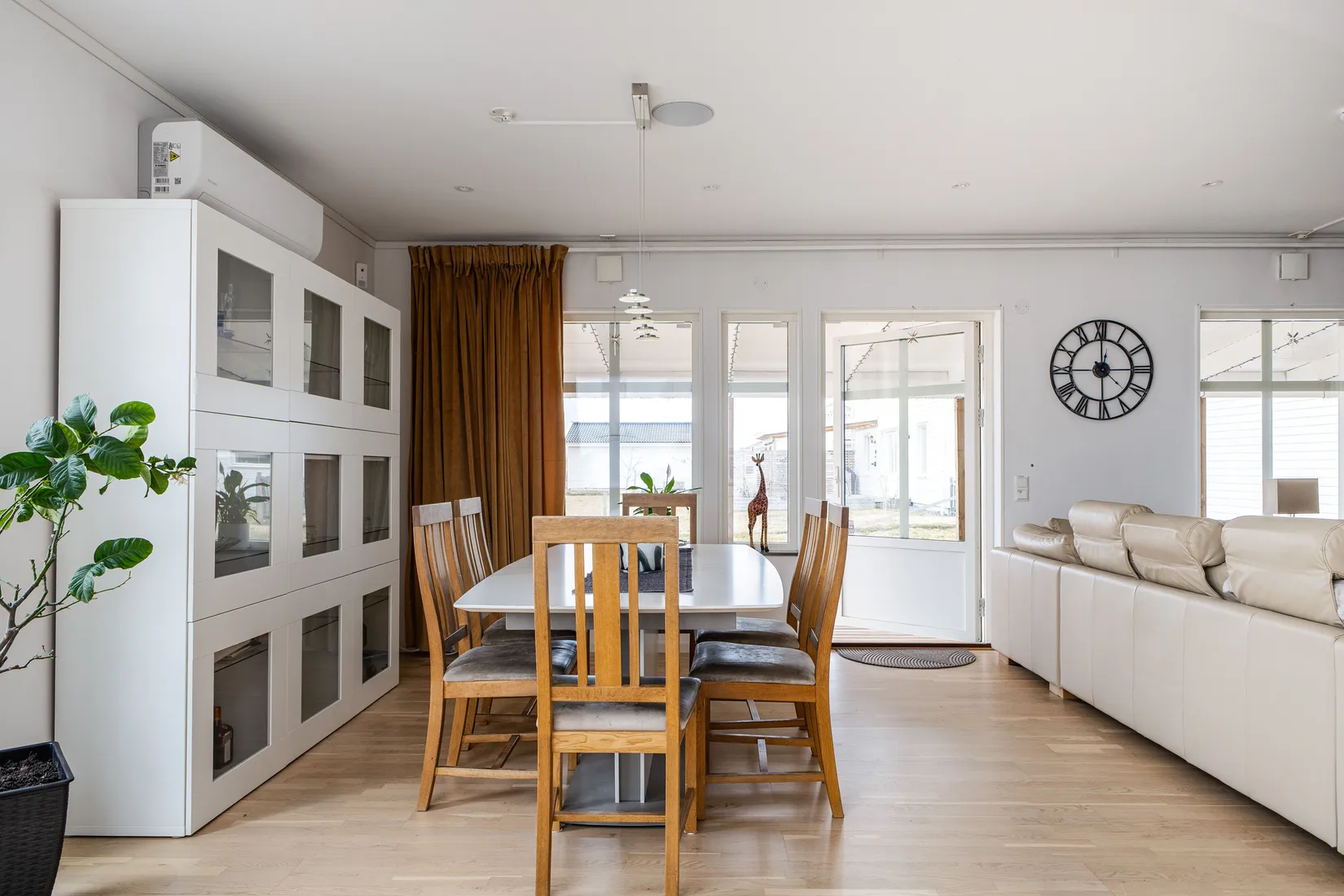 Villa, Eriks väg 7, Grillby, Enköping