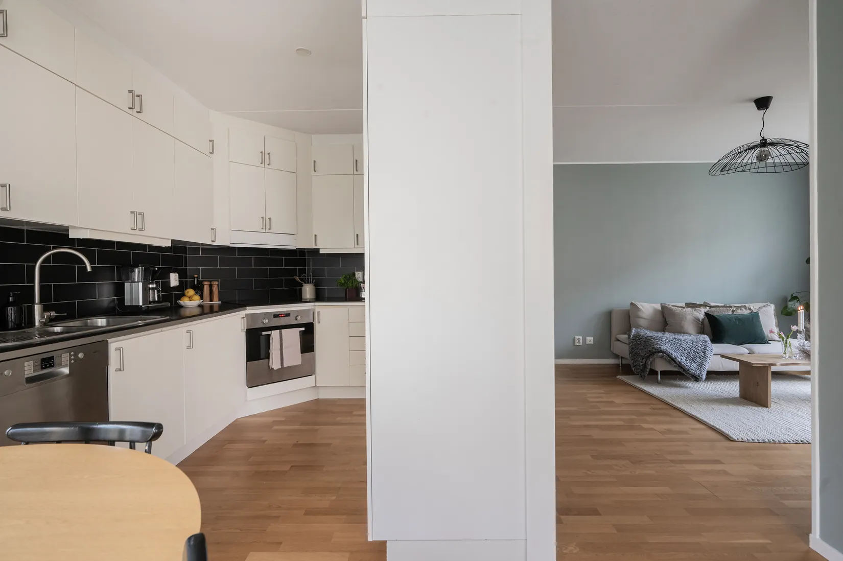Bostadsrätt, Förrådsvägen 27, Centrala Huddinge, Huddinge