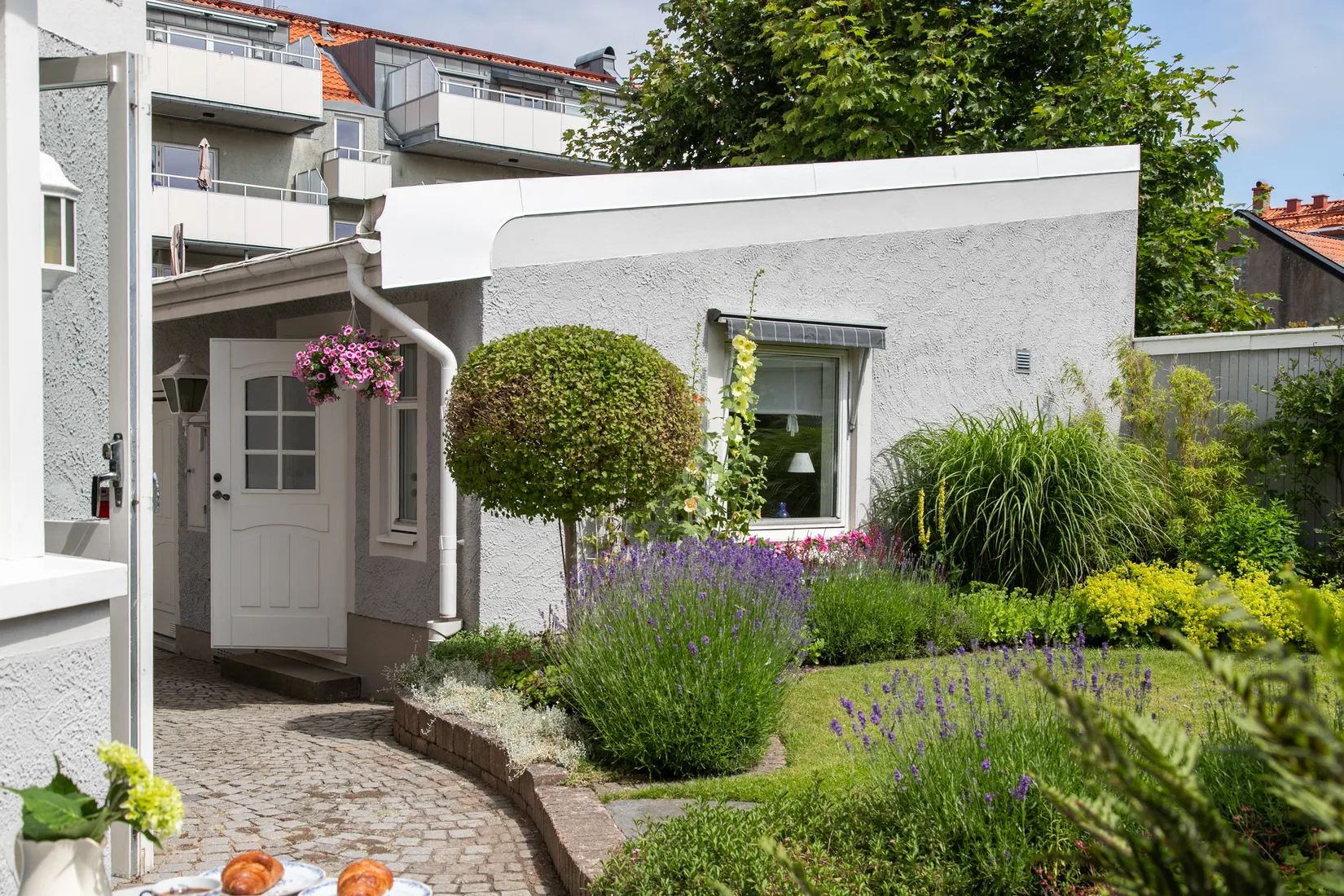 Villa, Västra Vallgatan 47, Centrum, Varberg